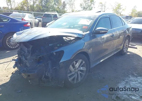 2018 Volkswagen Passat 2.0T Se z USA, uszkodzony, nr VIN 1VWBA7A36JC030995